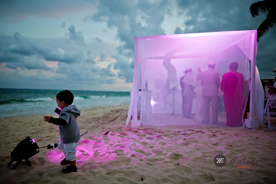 jewish wedding on the beach at playa del carmen