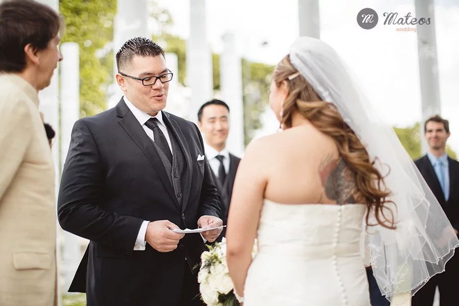 intimate wedding in paris