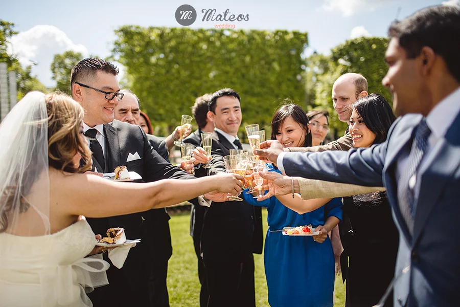 intimate wedding in paris