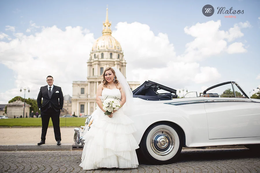 intimate wedding in paris
