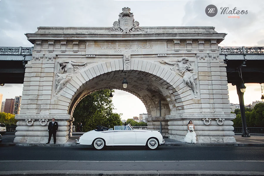 intimate wedding in paris