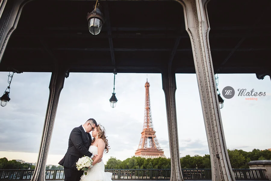 intimate wedding in paris