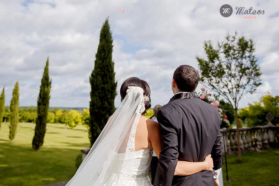 wedding day at chateau ladurantie
