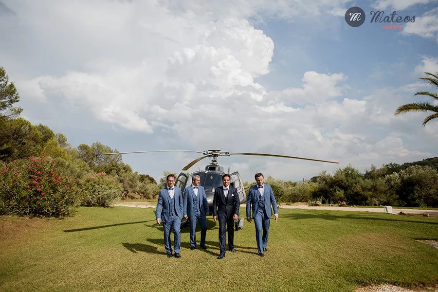 wedding at chateau de robernier, provence