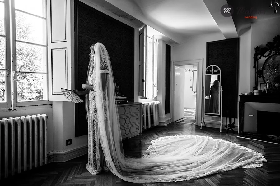wedding at chateau de robernier, provence