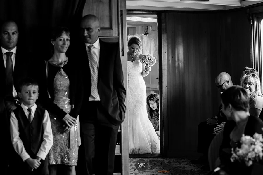 a wedding in switzerland, porte des iris
