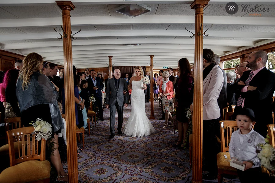 a wedding in switzerland, porte des iris