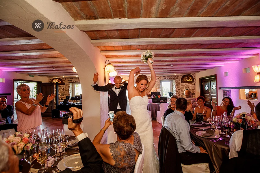 a wedding in switzerland, porte des iris
