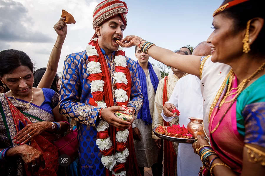 in indian wedding in chicago with a modern approach