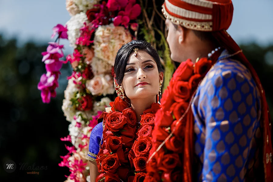 in indian wedding in chicago with a modern approach