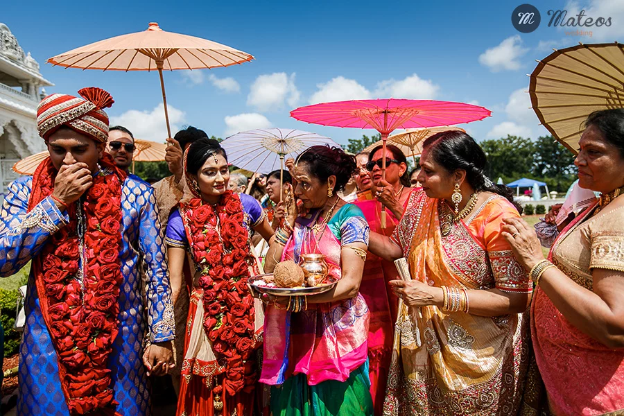 in indian wedding in chicago with a modern approach
