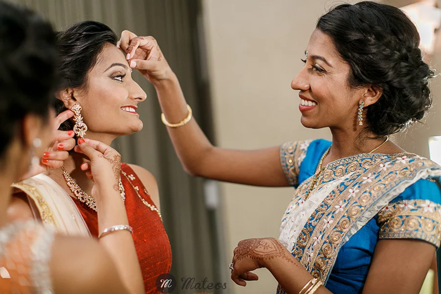 in indian wedding in chicago with a modern approach