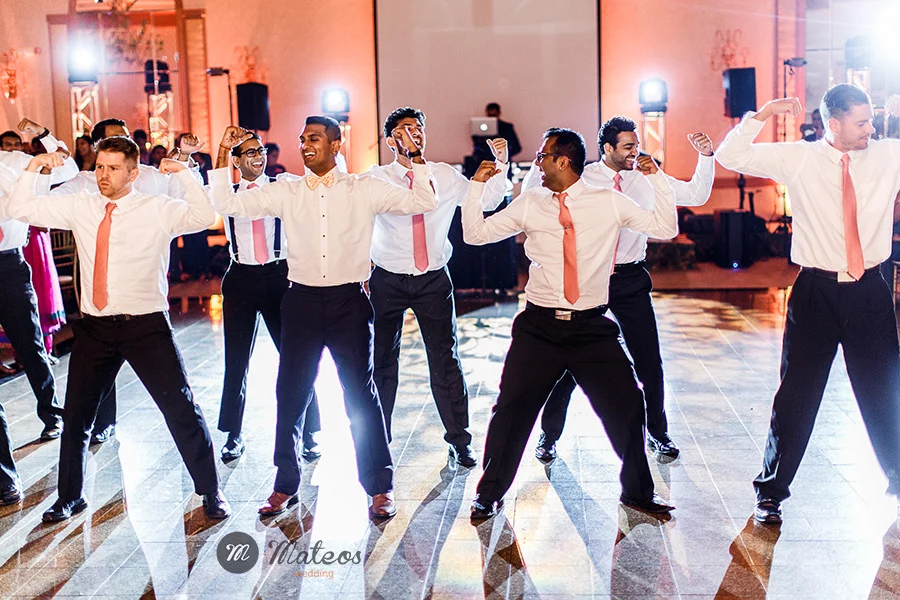 in indian wedding in chicago with a modern approach