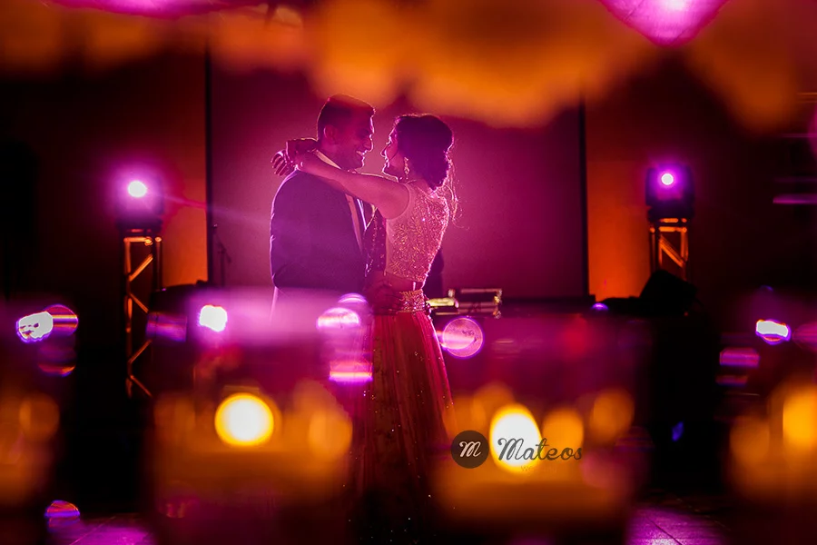 in indian wedding in chicago with a modern approach