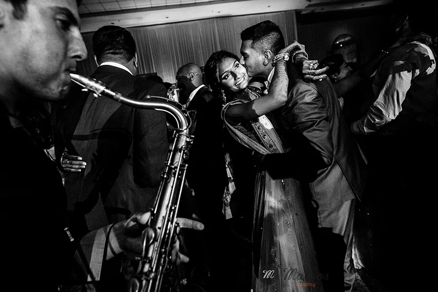 in indian wedding in chicago with a modern approach