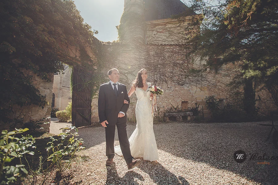 journalistic approach for happy wedding in bordeaux, Tabanac